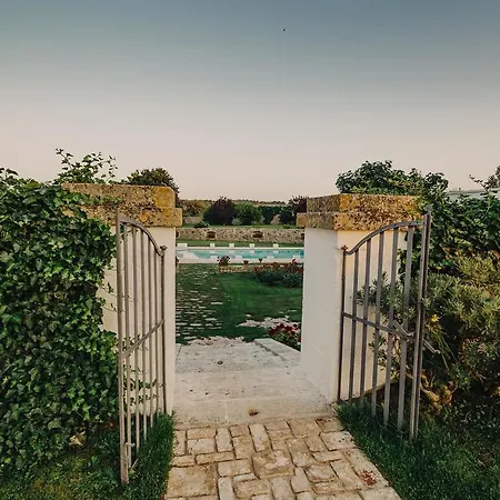 Bed & Breakfast Masseria Luco
