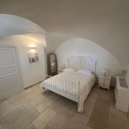 Masseria Luco Couette-café Martina Franca