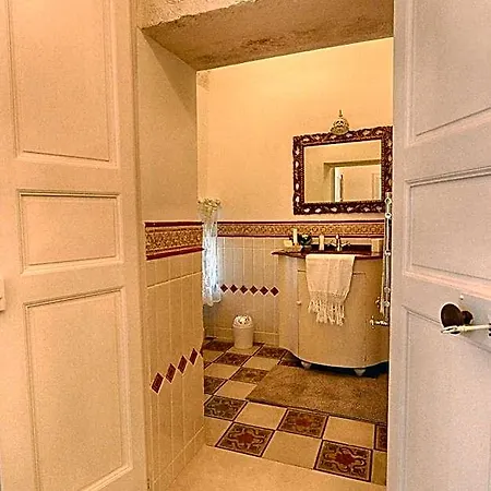 Bed & Breakfast Masseria Luco 4*