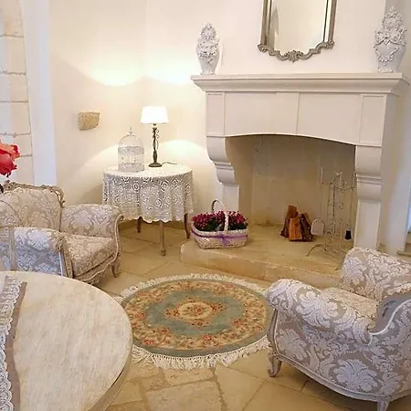 Oda ve Kahvaltı Masseria Luco 4*