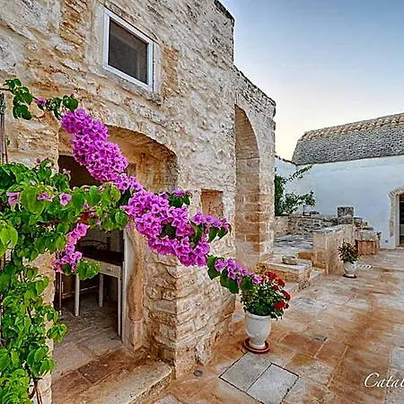 Bed & Breakfast Masseria Luco 4*