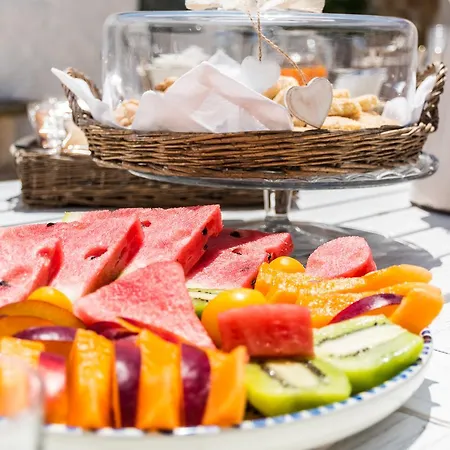 Masseria Luco Alojamento de Acomodação e Pequeno-almoço 4*